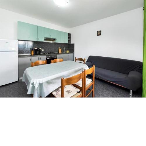 Beachfront Apartments Lopar (4419)