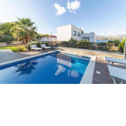 Beachfront Villa Sunce on Ciovo Island