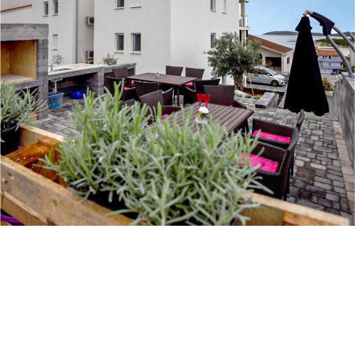 Beautiful Apartment In Sibenik With Wifi