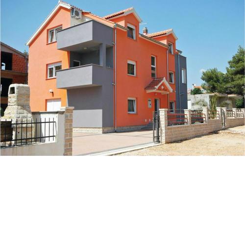 Beautiful Apartment In Vodice With Kitchen