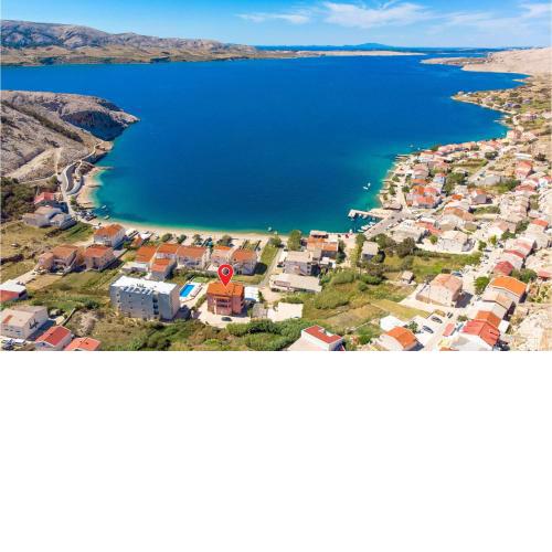Beautiful Home In Metajna With Wifi