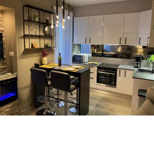BELLA CAMPAGNA - Luxury Two Bedroom Apartment