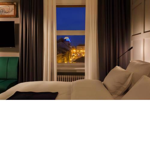 Bona Fide Main Square Designer Apartments
