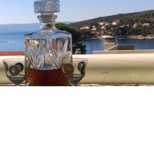 Charming apartment with sea view in Sumartin - 27 sqm