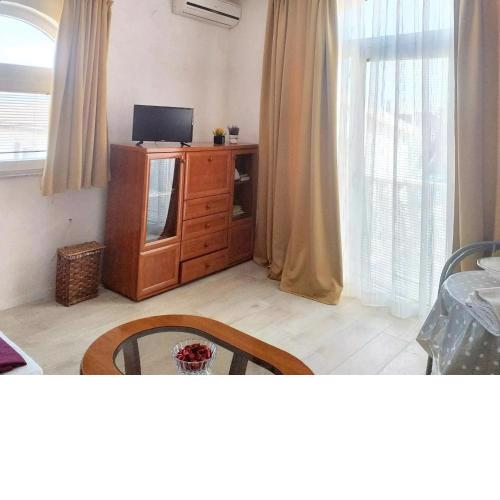 Comfortable Studio in Vir, Sea and Mountain View, 35m²