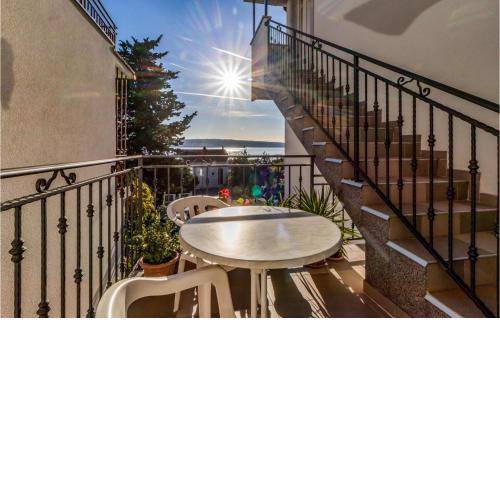 Cozy Apartment In Crikvenica With Wifi