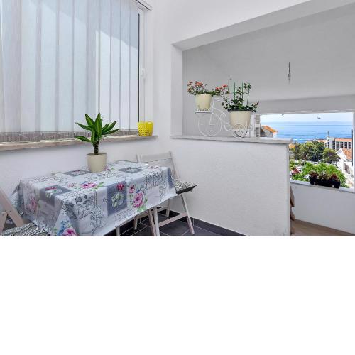 Family apartments Leona Makarska