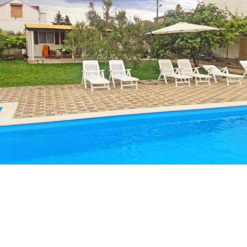 Family friendly apartments with a swimming pool Biograd na Moru, Biograd - 8371