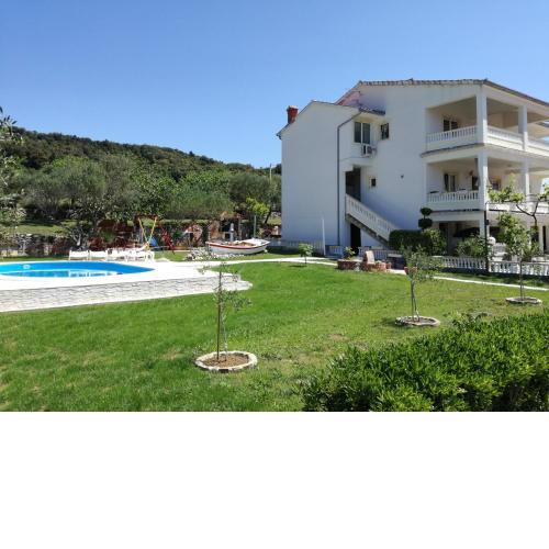 Family friendly apartments with a swimming pool Kampor, Rab - 14897