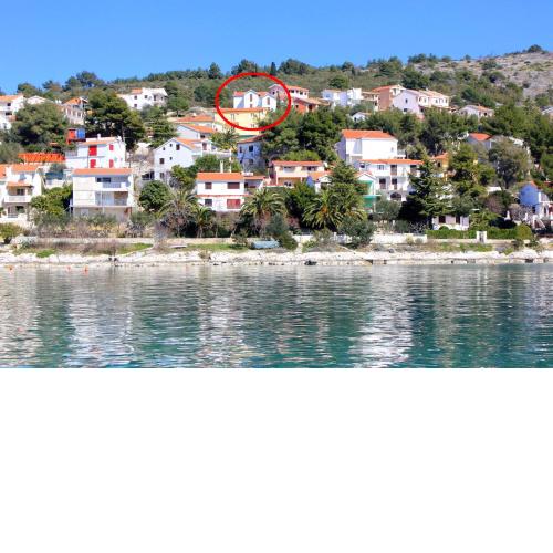Family friendly apartments with a swimming pool Mavarstica, Ciovo - 18744