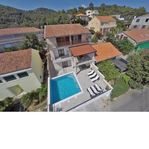 Family friendly house with a swimming pool Brna, Korcula - 13943