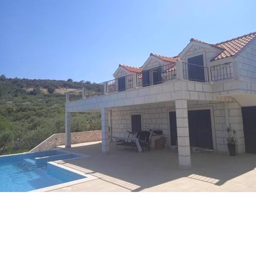 Family friendly house with a swimming pool Povlja, Brac - 18902
