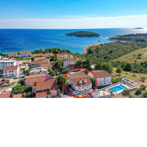 Family friendly house with a swimming pool Zecevo Rtic, Rogoznica - 10307