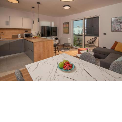 FAMILY & FRIENDS Pula - Top Floor - FREE parking