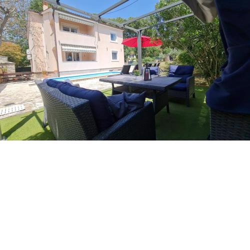 Family villa Oaza in Pula