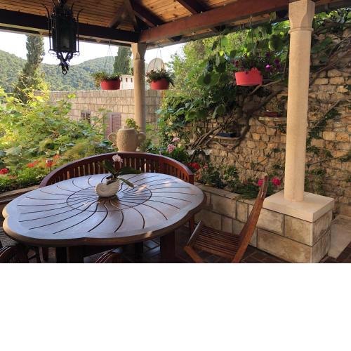 Flower House - Lapad