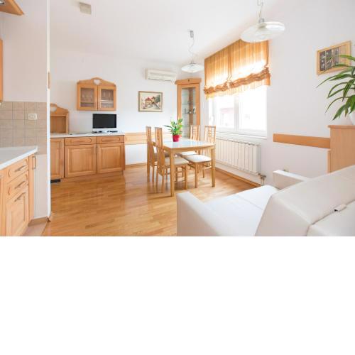 Galileo Apartment