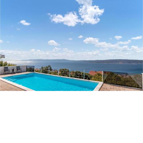 Gorgeous Apartment In Crikvenica With Kitchen