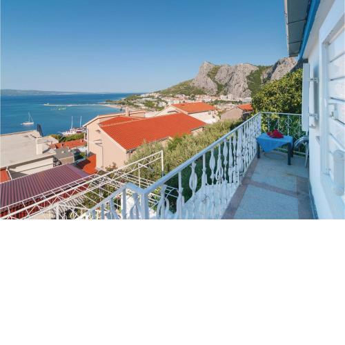 Gorgeous Apartment In Omis With House Sea View