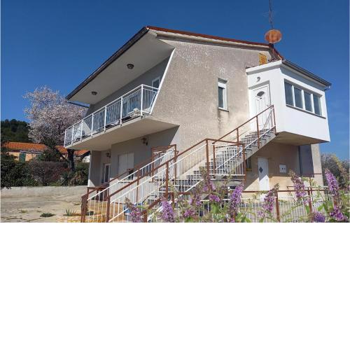 Gorgeous Apartment In Pula With Wifi