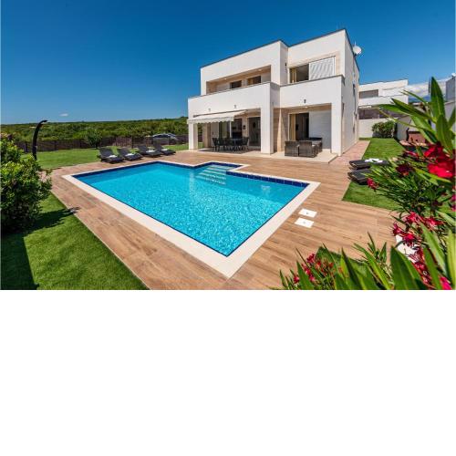 Gorgeous Home In Novalja With House Sea View