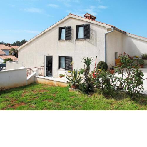 Holiday Home Ada by Interhome