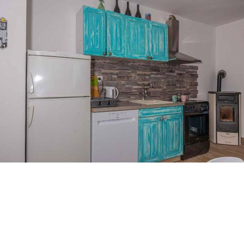 Holiday home in Klenovica 43094