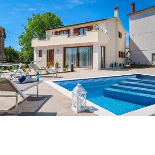 Holiday Home Mariva - MLK322 by Interhome
