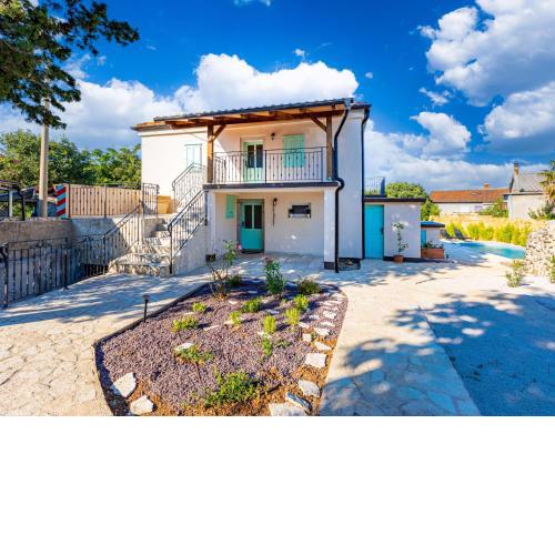 Holiday Home Paesana Heritage House by Interhome