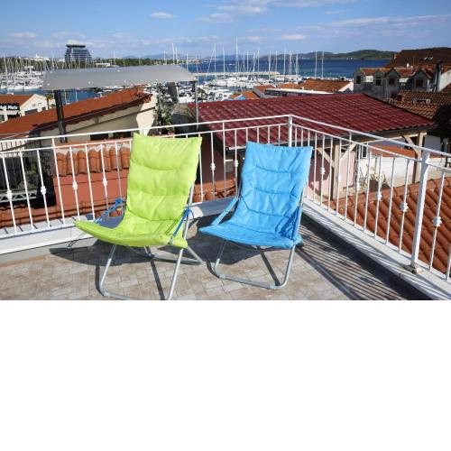 Holiday Home Yan with bay view