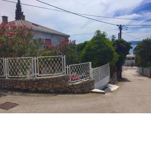 Holiday House Crik