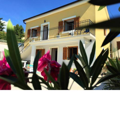 Holiday house with a parking space Novi Vinodolski - 11850
