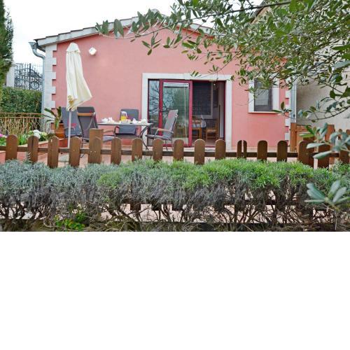 House Nada