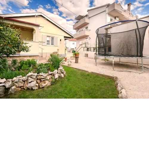 House Rajka I
