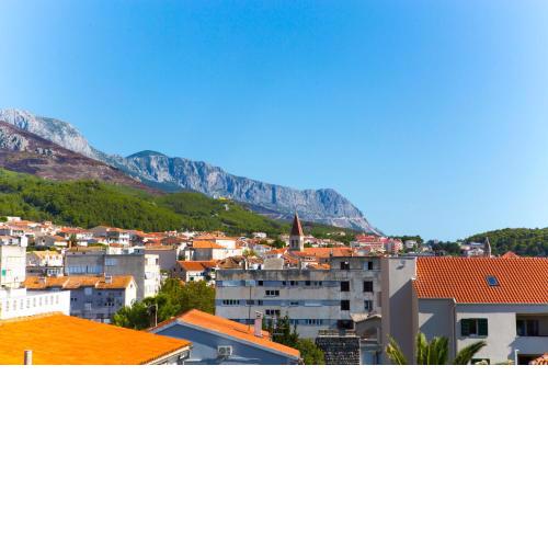 Ivan Centar Makarska
