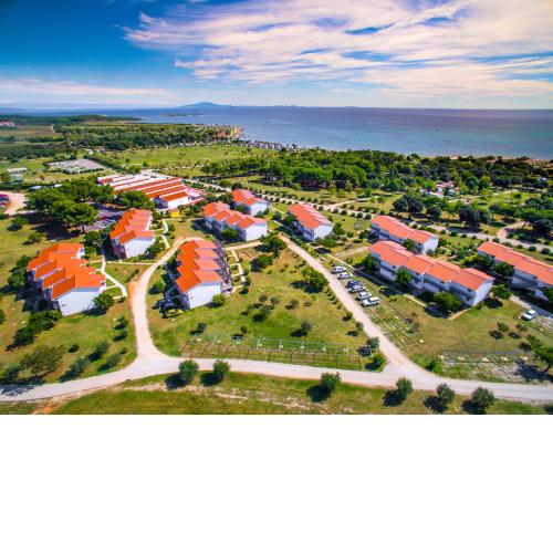 Kazela Apartments