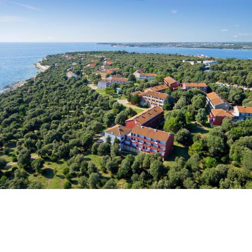 Lanterna Resort