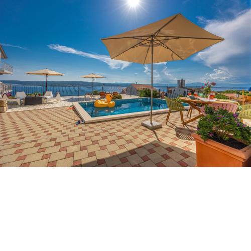 Lorelai - Apartment with private Swimmingpool