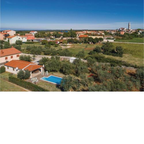Lovely Home In Vodnjan With Private Swimming Pool, Can Be Inside Or Outside