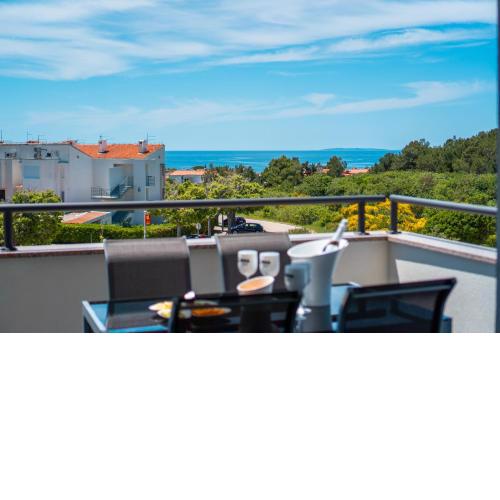 LUNA Residence