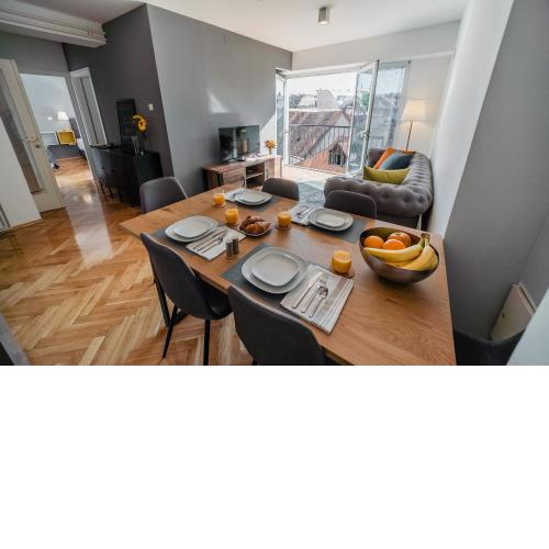 Lux Apartments