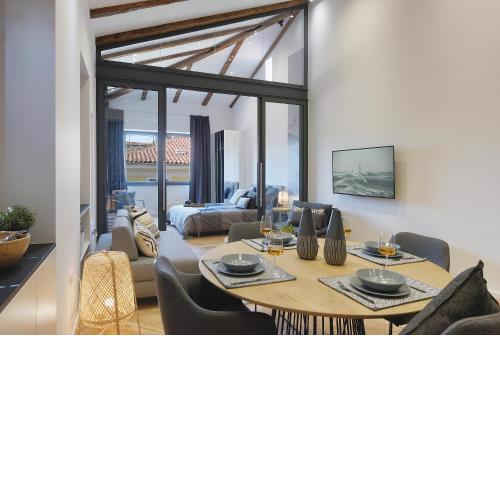 Luxury apartment JANA with private parking
