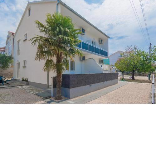 Luxury apartment Melissa