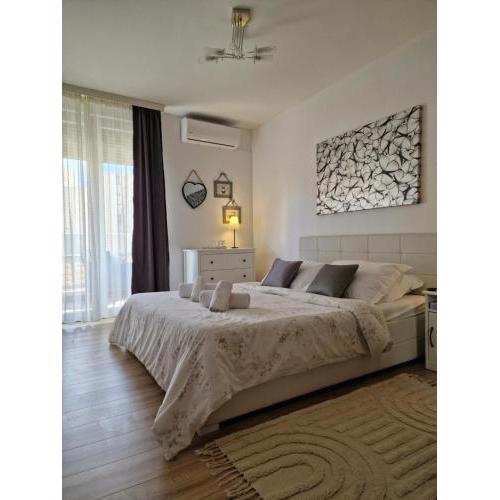 Luxury Apartment Nuneni