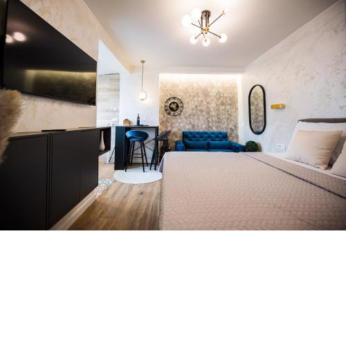 Luxury Studio Apartment with Terrace