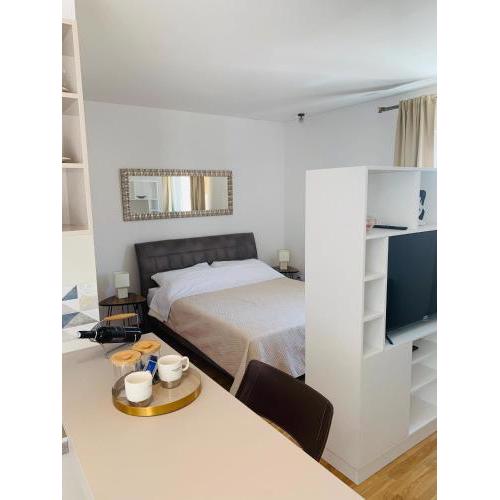 Madonna Guesthouse II