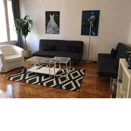 Main Square Apartment