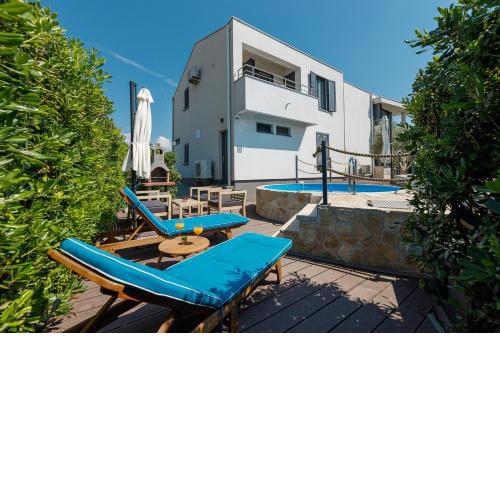 MALO Ferienvilla Privlaka, Pool, Boje, WI-FI, Wallbox