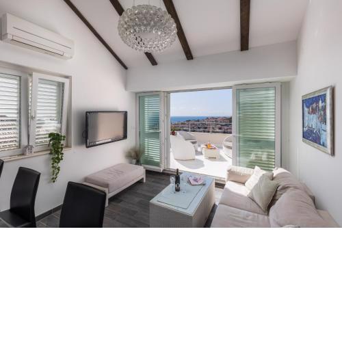 MARLEA sea-view apartments