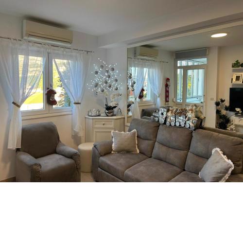 MIRROR apartment